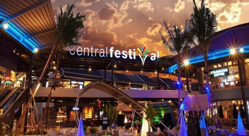 Oyo 1066 Encore Sea Side Pattaya Exterior photo