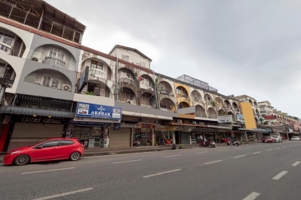 Oyo 1066 Encore Sea Side Pattaya Exterior photo
