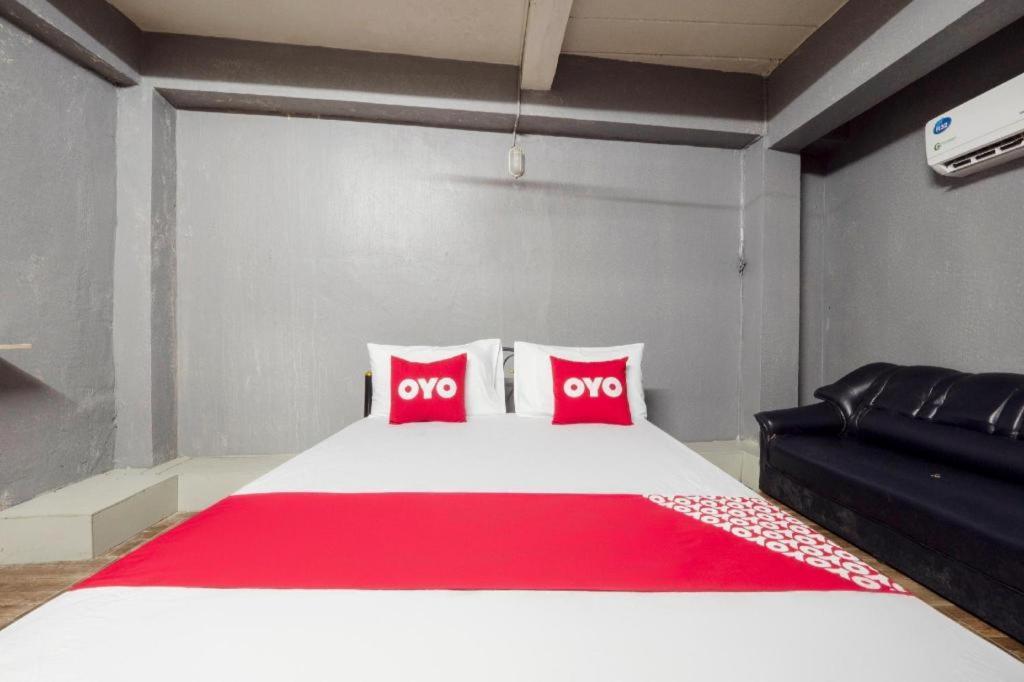 Oyo 1066 Encore Sea Side Pattaya Exterior photo
