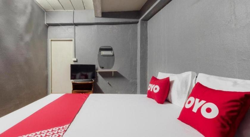 Oyo 1066 Encore Sea Side Pattaya Exterior photo